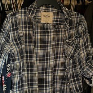 Hollister Men's Navy and White Checkered Shirt